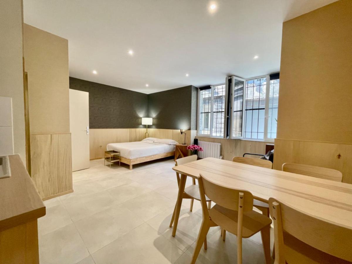 Tang Home Apartment บอร์โด ภายนอก รูปภาพ